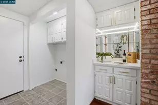 319 Oak Glen Ct, Martinez, CA 94553 - Photo 16