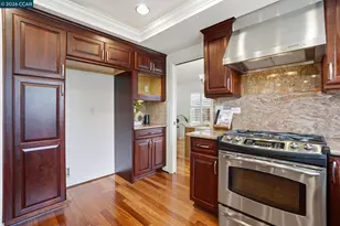 319 Oak Glen Ct, Martinez, CA 94553 - Photo 10