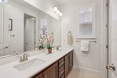 28719 Vista Grande Dr, Hayward, CA 94544 - Photo 22