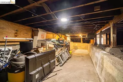 970 39th St, Oakland, CA 94608 - Photo 58