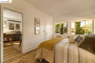 970 39th St, Oakland, CA 94608 - Photo 46