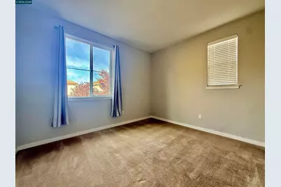 307 Birmingham Ct, Fairfield, CA 94534 - Photo 14