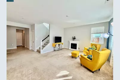 307 Birmingham Ct, Fairfield, CA 94534 - Photo 8