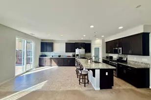 307 Birmingham Ct, Fairfield, CA 94534 - Photo 4