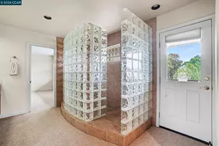 5666 Oakmont Ct, Discovery Bay, CA 94505 - Photo 32