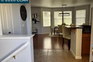 13 Picasso Ct, Pleasant Hill, CA 94523 - Photo 4