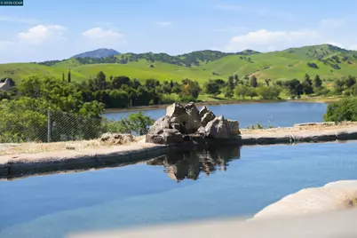 4101 Royal Links Cir, Antioch, CA 94509 - Photo 46