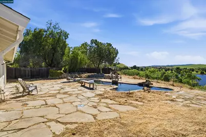 4101 Royal Links Cir, Antioch, CA 94509 - Photo 36