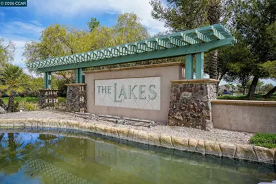 507 Livingston Court, Discovery Bay, CA 94505 - Photo 2