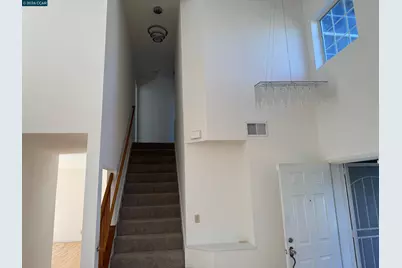 2268 Oak Hills Dr, Pittsburg, CA 94565 - Photo 18