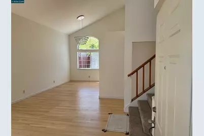 2268 Oak Hills Dr, Pittsburg, CA 94565 - Photo 16