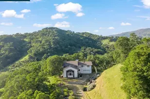 98 Oak Springs Dr, Napa, CA 94558 - Photo 16