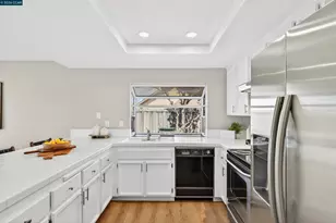 2413 Christian Ct, Pinole, CA 94564 - Photo 14