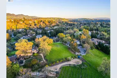 3 Ohlson Ln, Danville, CA 94526 - Photo 8