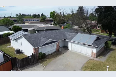 1013 Colonial Ct, Modesto, CA 95350 - Photo 4