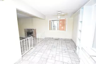 1013 Colonial Ct, Modesto, CA 95350 - Photo 16