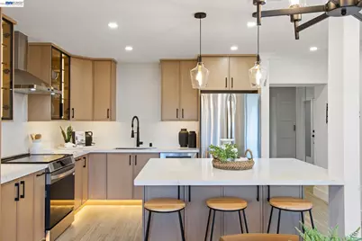 2772 Tice Creek Dr #4, Walnut Creek, CA 94595 - Photo 1