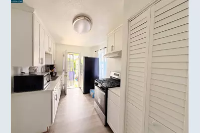238 Fitzpatrick Rd, Oakland, CA 94603 - Photo 6