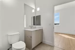 1545 32nd St, Oakland, CA 94608 - Photo 22