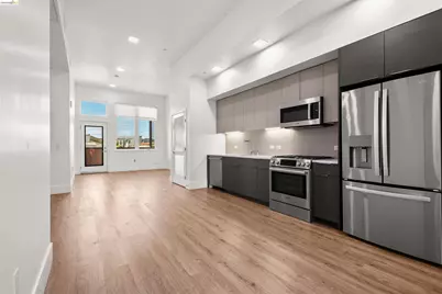 1545 32nd Street #208, Oakland, CA 94608 - Photo 2