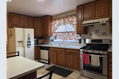 663 25th Street, Oakland, CA 94612 - Photo 36