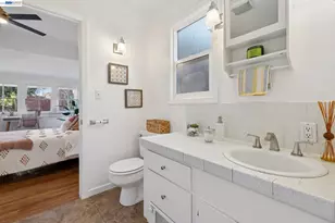 3246 Garfield Ave, Alameda, CA 94501 - Photo 30