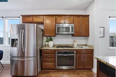 527 Falling Star Dr, Martinez, CA 94553 - Photo 16