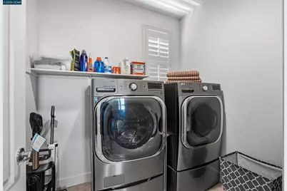 527 Falling Star Dr, Martinez, CA 94553 - Photo 32