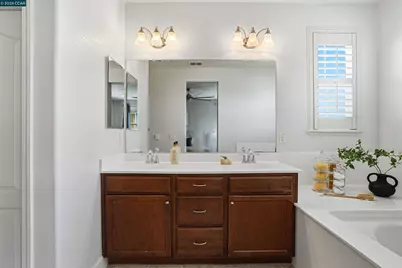 527 Falling Star Dr, Martinez, CA 94553 - Photo 26