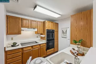 1840 Tice Creek, Walnut Creek, CA 94595 - Photo 4