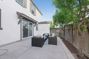 1005 Fowler Ln, Mountain House, CA 95391 - Photo 10