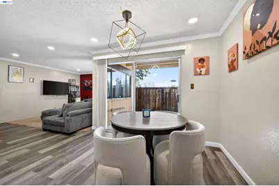 355 Parkview Terrace #B9, Vallejo, CA 94589 - Photo 8