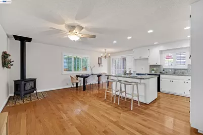 21671 Shady Spring Rd, Castro Valley, CA 94546 - Photo 6