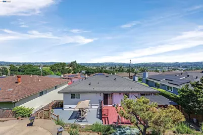 21671 Shady Spring Rd, Castro Valley, CA 94546 - Photo 24