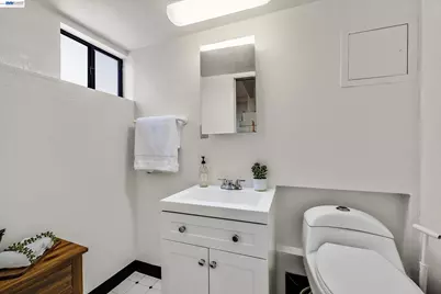 21671 Shady Spring Rd, Castro Valley, CA 94546 - Photo 18