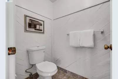 21671 Shady Spring Rd, Castro Valley, CA 94546 - Photo 14