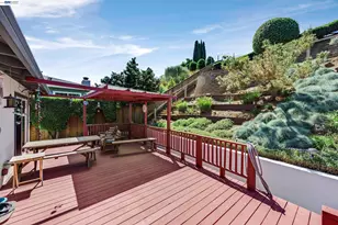 21671 ShadySpring Rd, Castro Valley, CA 94546 - Photo 22