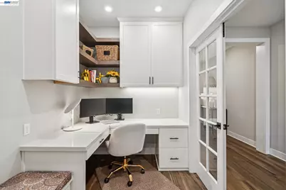 2827 Irish Meadow Way, Lathrop, CA 95330 - Photo 22