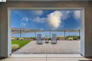 2827 Irish Mdw Wy, Lathrop, CA 95330 - Photo 38