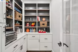 2827 Irish Mdw Wy, Lathrop, CA 95330 - Photo 20