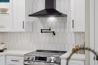 2101 Golden Rain Rd #14, Walnut Creek, CA 94595 - Photo 10