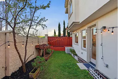 2525 Modena Dr, Pittsburg, CA 94565 - Photo 34