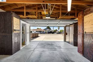 18286 Meekland Ave, Hayward, CA 94541 - Photo 42