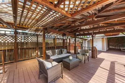 18286 Meekland Ave, Hayward, CA 94541 - Photo 32