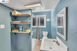 3300 Harrison St, Oakland, CA 94611 - Photo 14