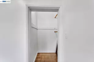 3300 Harrison St, Oakland, CA 94611 - Photo 22