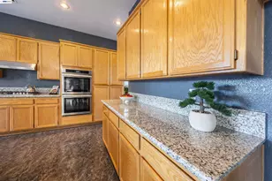 1263 Plaza Ct, Tracy, CA 95377 - Photo 24