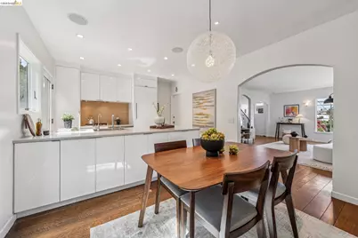 2306 Ivy Dr, Oakland, CA 94606 - Photo 12