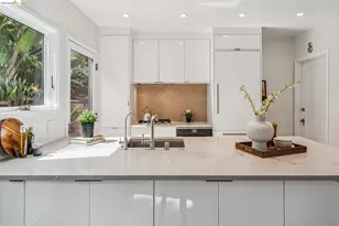 2306 Ivy Dr, Oakland, CA 94606 - Photo 14