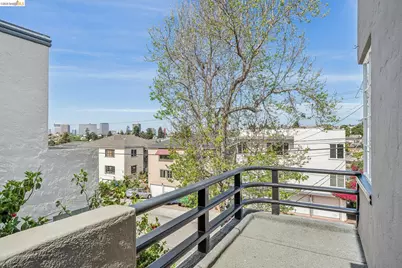 2306 Ivy Dr, Oakland, CA 94606 - Photo 46